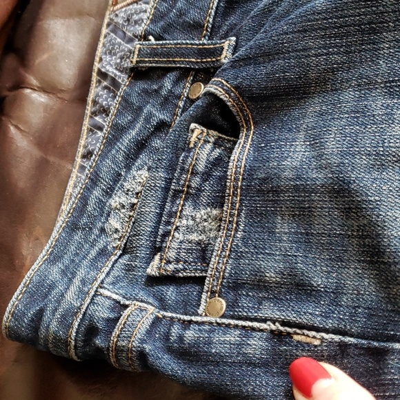 Paige 32 jeans capri-ish, really cute in person - Picture 4 of 8